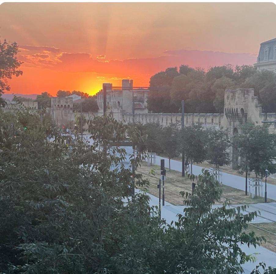 Chez Flo Lägenhet Avignon Exteriör bild